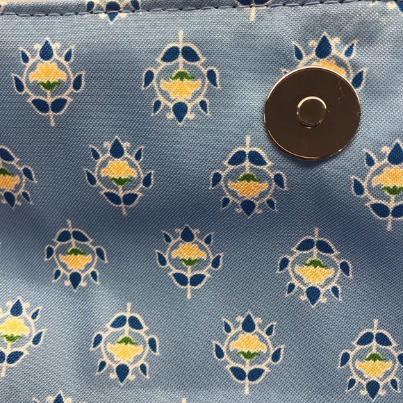 💋Nail biting SALE! BRAND NEW Vera Bradley Petite Crossbody Sky Blue - Picture 2 of 5